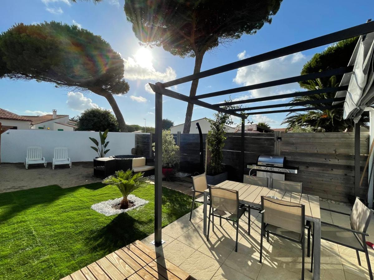 Maison Avec Spa Idealement Placee Au Bois Plage Le Bois-Plage-en-Ré Exterior foto